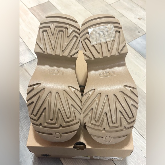 NWT UGG Classic Ultra Mini New Heights Boots Chestnut Platform Heel 9 BRAND NEW - Picture 5 of 11